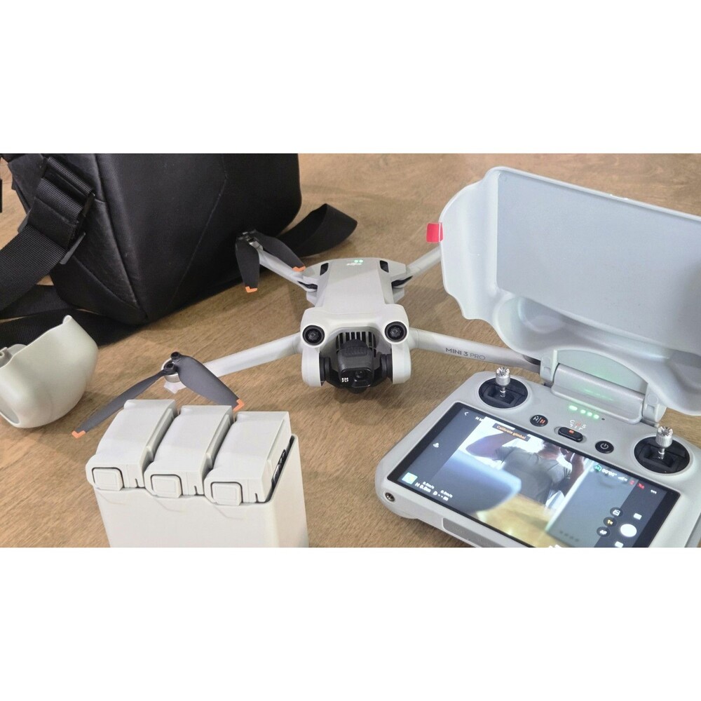DJI Mini 3 Pro Drone w/ DJI RC, 4 Batteries & Carrying Case, 34 min,  0.25kg